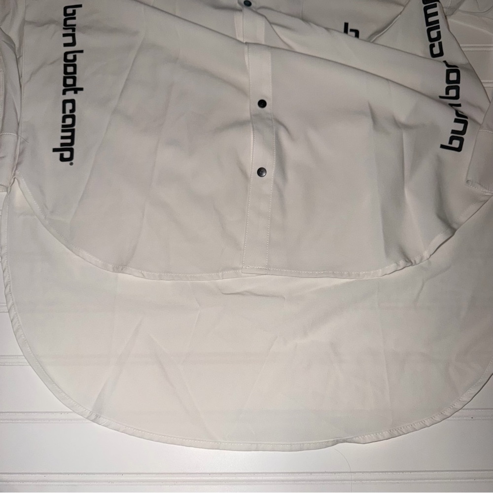 Burn Boot Camp Button Down Xs - image 4